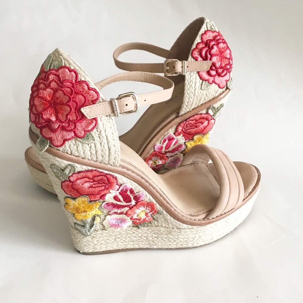 Gianni Bini Cream Wedge Sandals with Pink and Yellow Floral Embroidery
